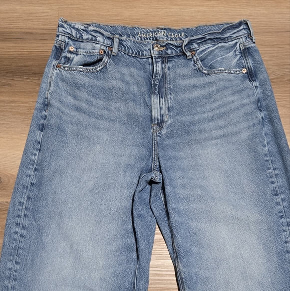 American Eagle Super High Rise Baggy Wide Leg Raw Hem Jeans Size 16 Short - Picture 7 of 16